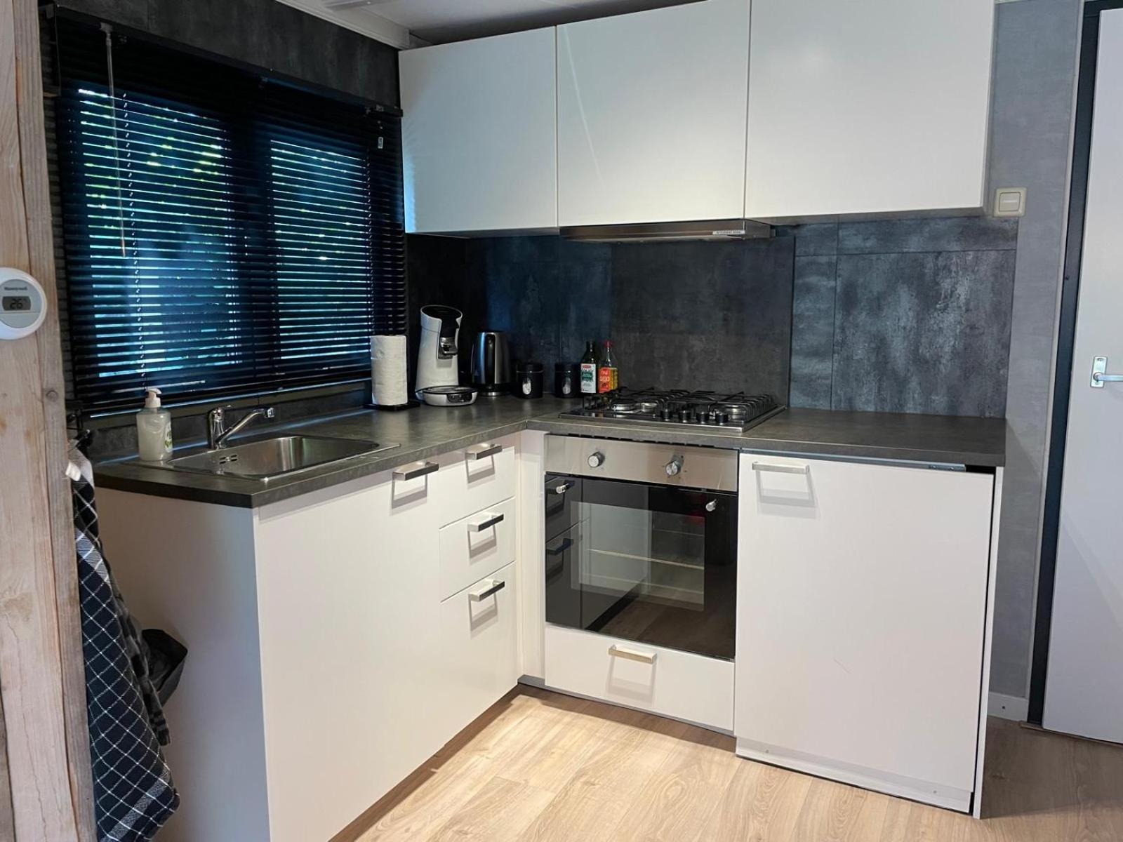 Uniek Chalet Op De Veluwe, In Bosrijke Omgeving. Путен Екстериор снимка